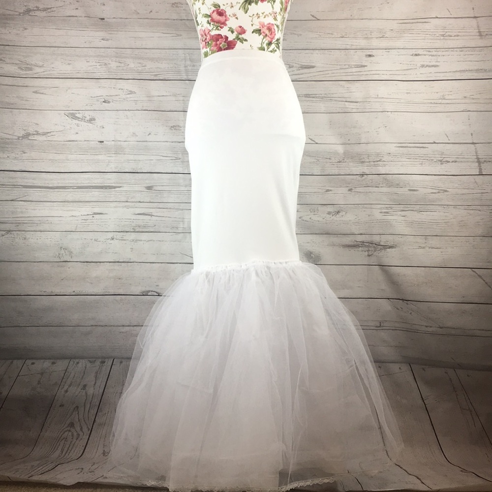 David’s Bridal Trumpet Slip